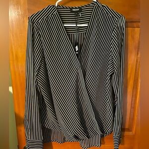 NWT black and white striped DKNY blouse. Medium.
